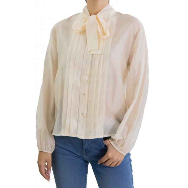 Camicia con con laccio e pieghe frontali